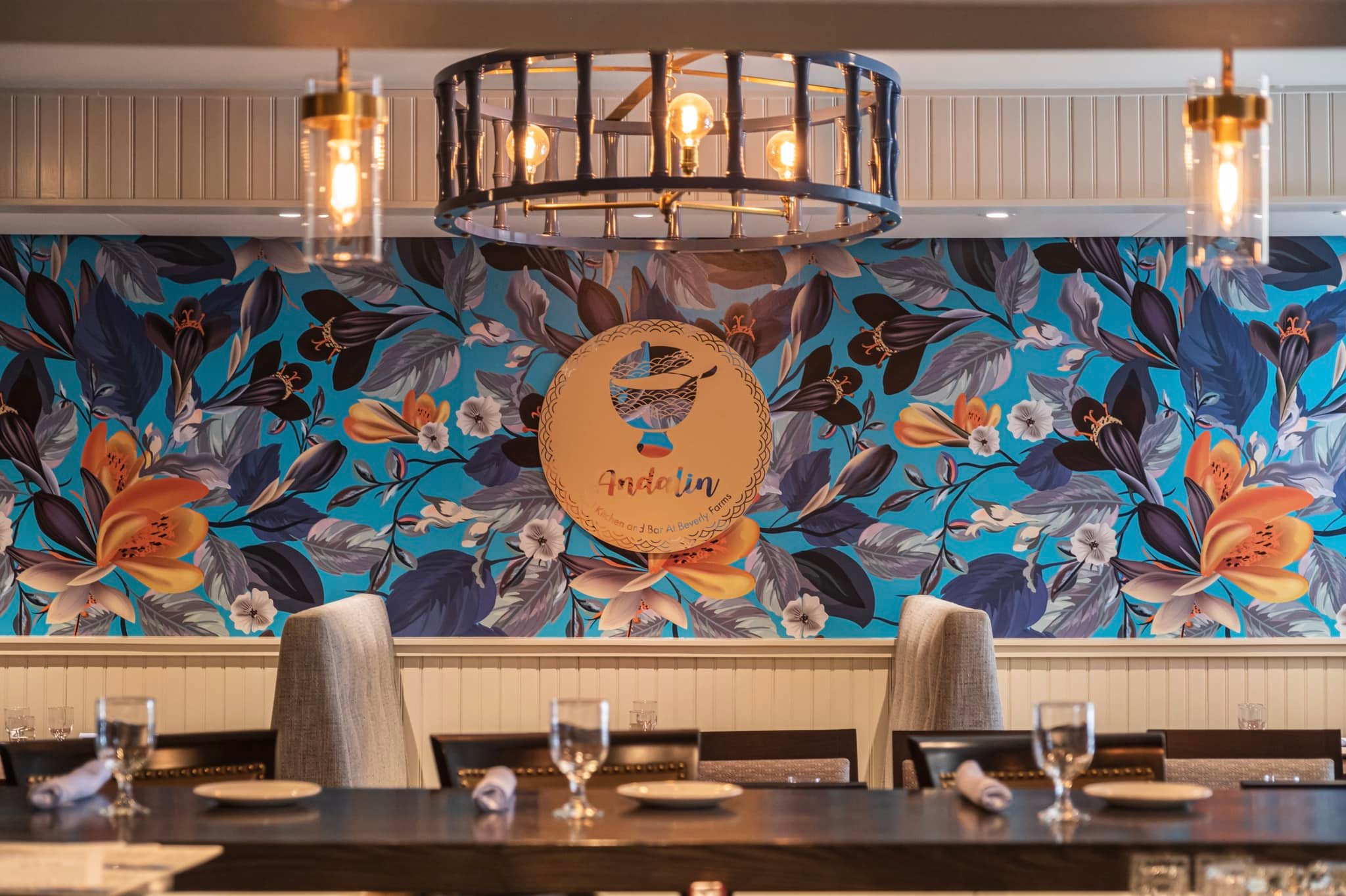 Dining room mural and seating